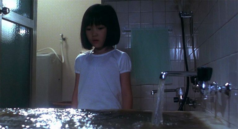 [DARK WATER] Hideo Nakata, 2002