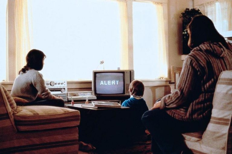 [LE DERNIER TESTAMENT] Lynne Littman, 1983