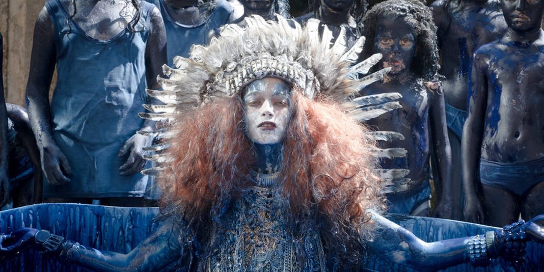 « Anna », série dystopique sur un monde sans adultes, décimés par un virus