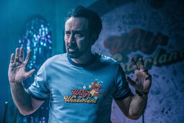 « Willy’s Wonderland » de Kevin Lewis: Nicolas Cage vs des peluches démoniaques