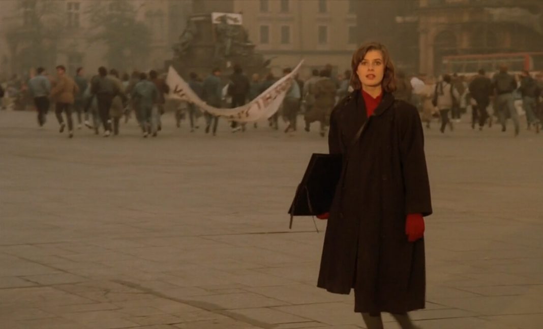 « La double vie de Véronique » de Krzysztof Kieślowski: le merveilleux film-mystère disponible en Blu-ray
