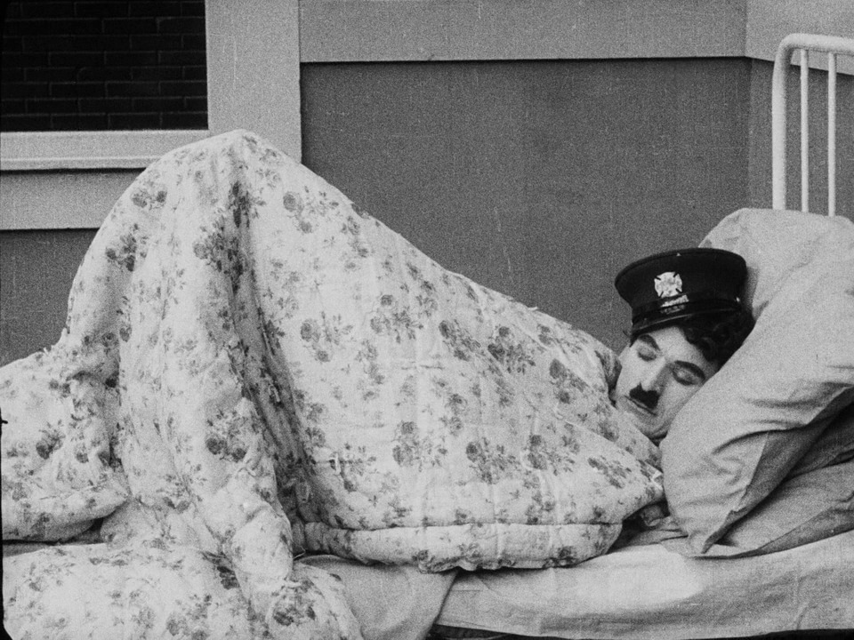 « The Fireman » / « Charlot pompier » (Charles Chaplin, 1916)