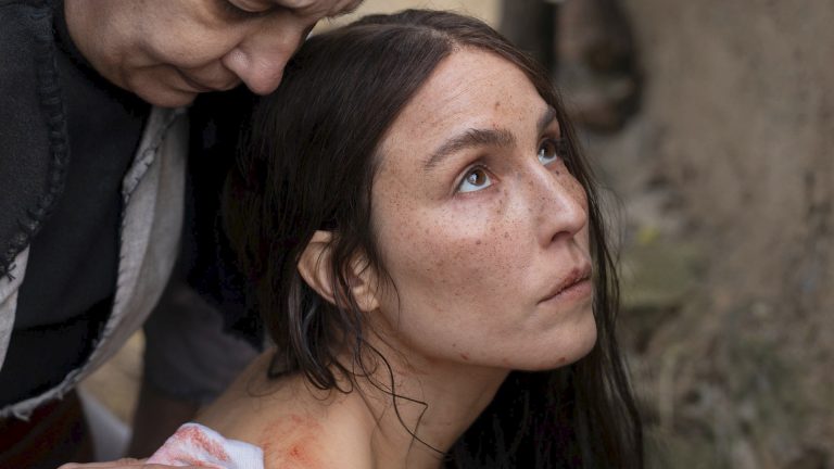 « You Won’t Be Alone » de Goran Stolevski: Noomi Rapace, Anamaria Marinca et Félix Maritaud en pleine folk horror