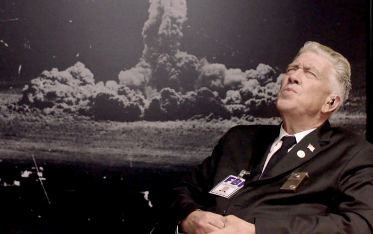 Quand soudain David Lynch remixe un morceau de Mylène Farmer