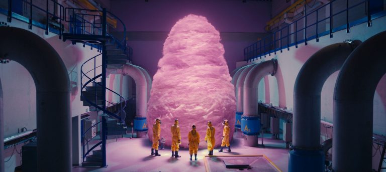 [OVNI(s) saison 2] Une série sur le passé qui donne envie d&rsquo;un monde nouveau