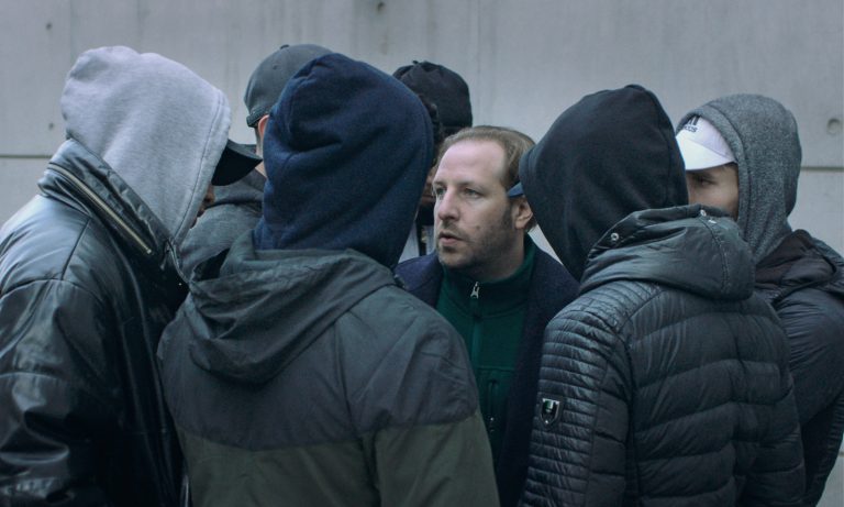 « Viens je t’emmène » de Alain Guiraudie: face à l&rsquo;horreur du monde, restons vertichaos