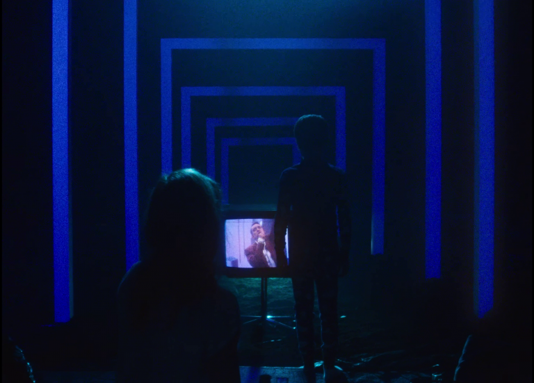 [L&rsquo;instant Chaos] Le clip du « Fruit » d&rsquo;Oliver Sim réalisé par Yann Gonzalez