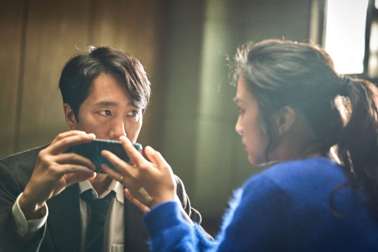 « Decision To Leave » de Park Chan-wook: un thriller obsessionnel par un pyromane du film noir