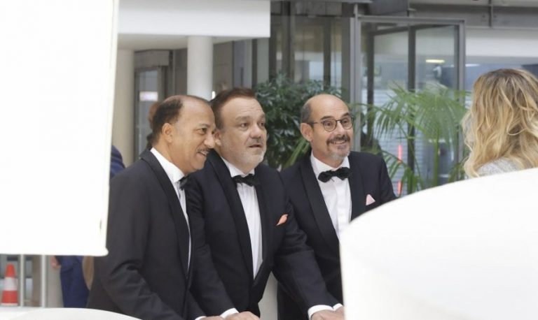 Sinon, on a vu « Tous Inconnus » avec le trio Bourdon-Campan-Légitimus paumé chez TF1
