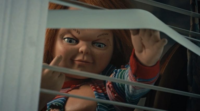 « Chucky » la série: il est de retour pour la saison 2 (et il est toujours aussi méchant)