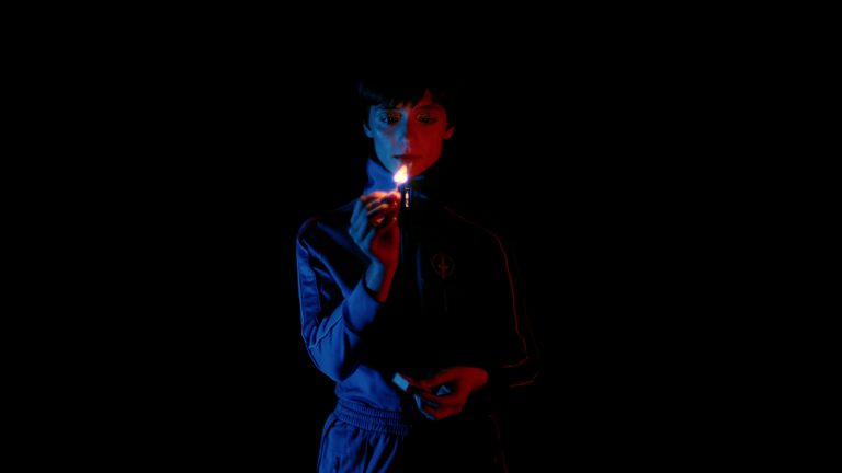 « Copenhagen Cowboy » de Nicolas Winding Refn sur Netflix: éblouissement au cœur des ténèbres