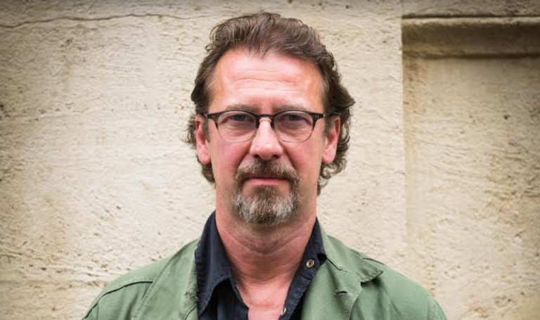 Jean-Charles Hue tourne « Sang craché des lèvres belles »