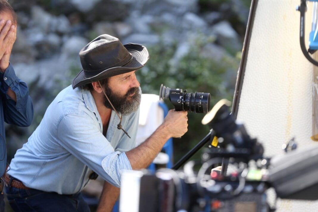 « À notre beau métier »: Léa Seydoux, Vincent Lindon, Raphaël Quenard et Louis Garrel chez Quentin Dupieux