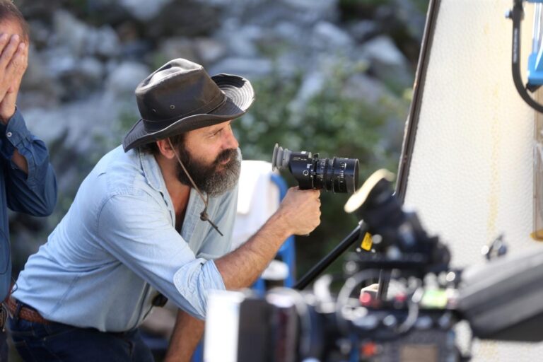 « À notre beau métier »: Léa Seydoux, Vincent Lindon, Raphaël Quenard et Louis Garrel chez Quentin Dupieux