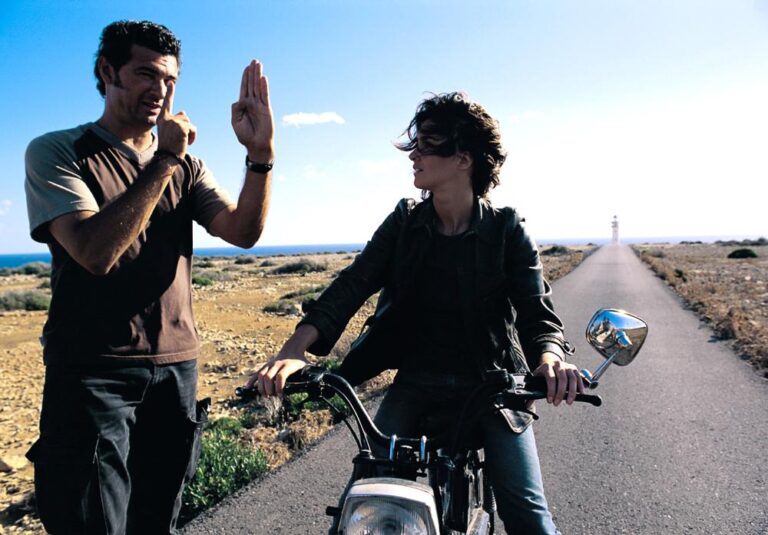 « 8 »: Julio Medem de retour avec un film jumeau des « Amants du cercle polaire »