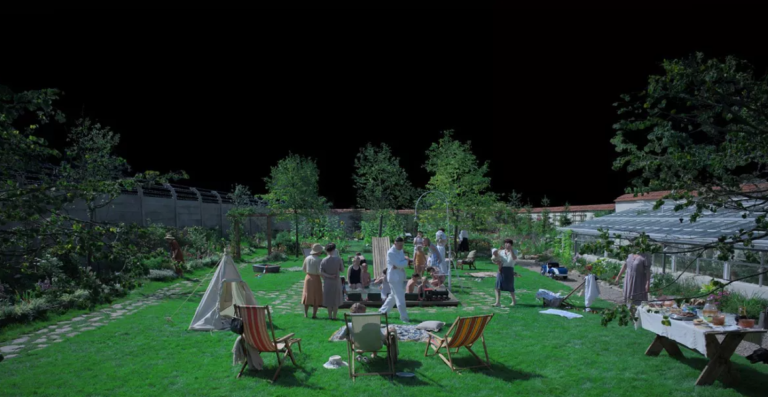 « La zone d&rsquo;intérêt » de Jonathan Glazer: l&rsquo;onde du choc provoquée par cet immense film « aux yeux secs » se poursuit