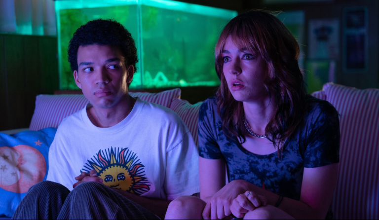 « I saw the TV Glow »: une bande-annonce pour le film d’horreur de la réalisatrice Jane Schoenbrun, prod A24