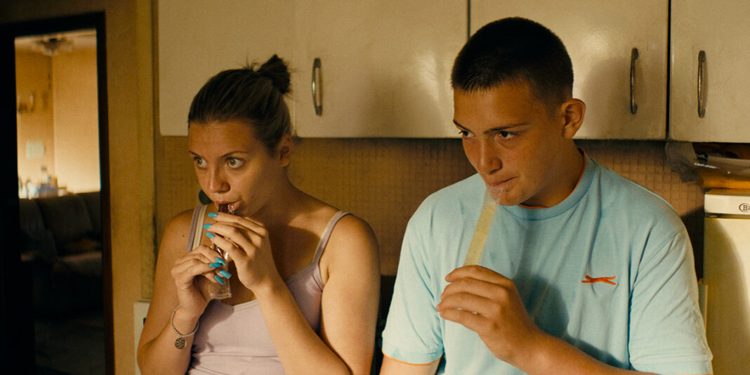 « Il pleut dans la maison » de Paloma Sermon-Daï: la douce mélancolie d’un dernier été ado