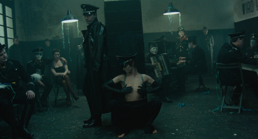 « Portier de Nuit », « L’empire des sens », « L’empire de la passion », « La véritable histoire d’Abe Sada »: cycle Skandal chez Carlotta en juin