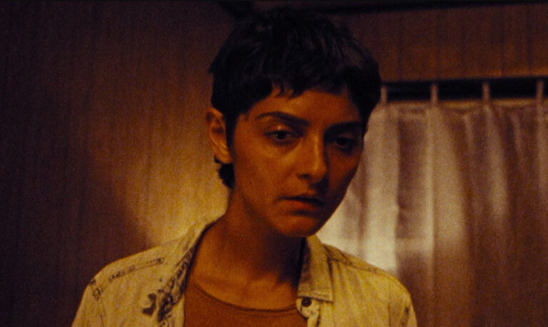 « Gazer » de Ryan J. Sloan: un thriller parano en mode gritty 70&rsquo;s à la dernière Quinzaine