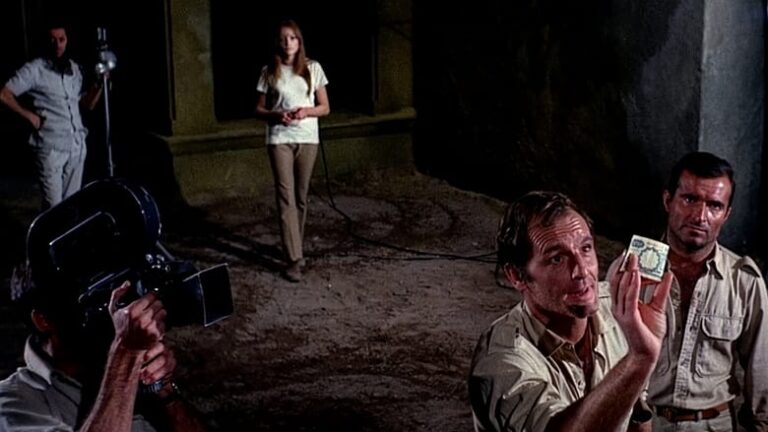 Mondoooo, le monde est mondoooo: « Mondo Cane », « La cible dans l’œil », « Killing of America » et « Africa Addio » réunis dans un coffret