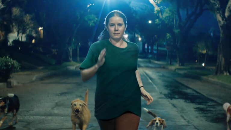 « Nightbitch » de Marielle Heller: horreur, comédie et body horror pour Amy Adams