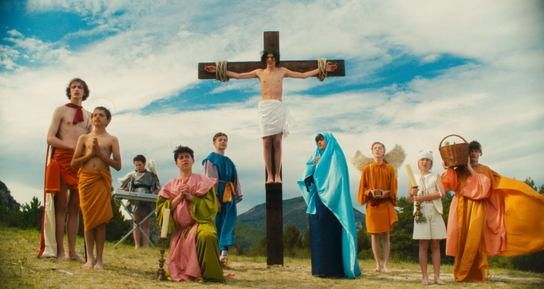 « La passion selon Karim »: le monde très chaos de Axel Würsten à l’honneur à la Cinémathèque