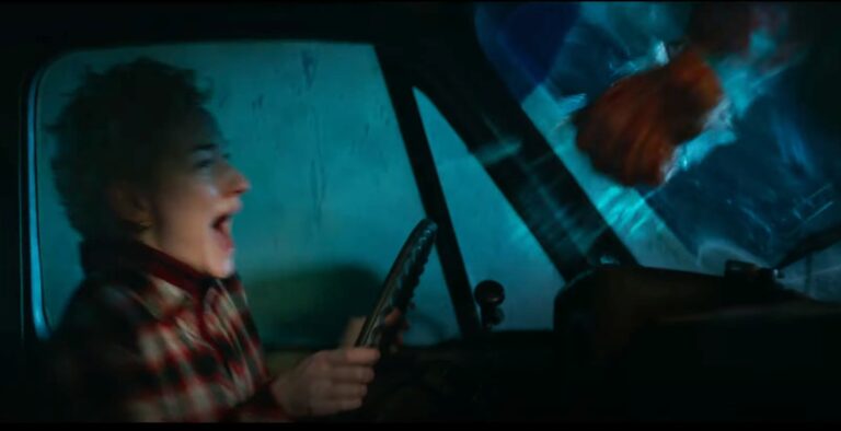 Après « The Invisible Man », Leigh Whannell continue l’exorcisme des Universal Monsters avec « Wolf Man »