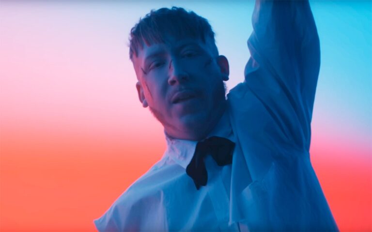 « Vigilante »: Eddy De Pretto dans un thriller sombre au fort potentiel chaos