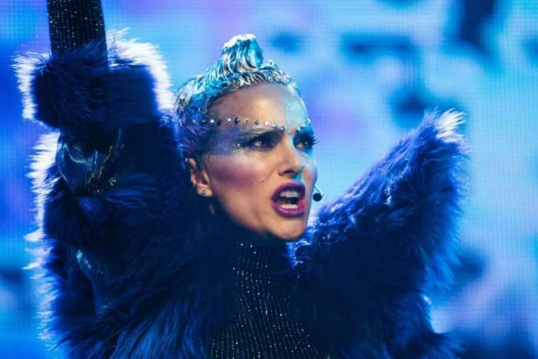 Avant « The Brutalist », « Vox Lux », ce film (très) étrange de Brady Corbet annonçant « Trap » et « Smile 2 »