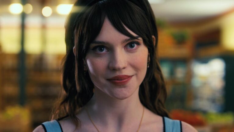« Companion » de Drew Hancock : un épisode de « Black Mirror » upgradé, aussi explosif qu&rsquo;un pétard mouillé