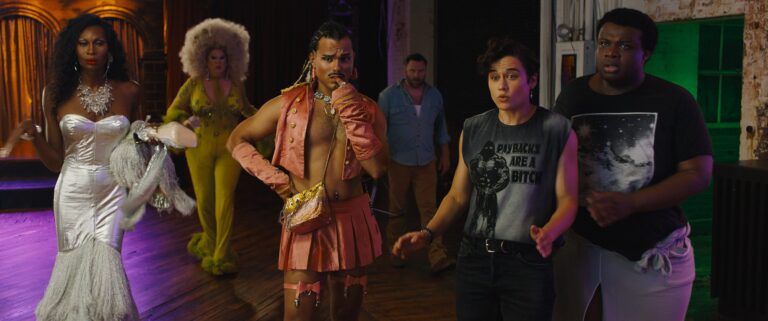 Après « Queens of the dead », Tina Romero prépare « Jawline », un film de requins queer