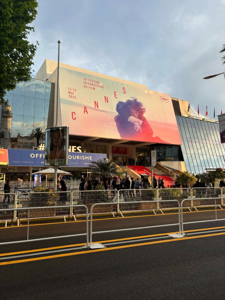 [CANNES 2025] GAZETTE CHAOS DU FESTIVAL – JOUR 2