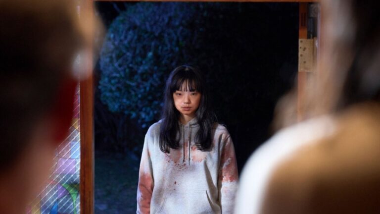 « Best Wishes to All » de Yuta Shimotsu sur Shadowz pour Halloween : l&rsquo;enfer derrière le sourire