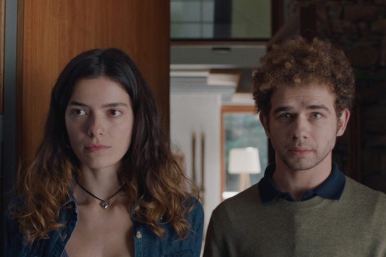 « Buzzheart » de Dennis Iliadis : le nouveau film du réalisateur du remake de « La dernière maison sur la gauche » de Wes Craven