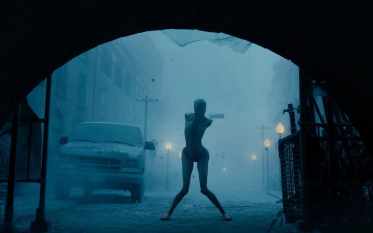« Retour à Silent Hill » de Christophe Gans : encore plus d&rsquo;images (et d&rsquo;attentes), sortie attendue début 2026
