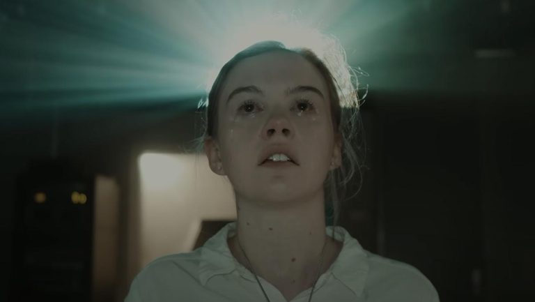 « Portrait of God » de Dylan Clark : un film d&rsquo;horreur sur le visage de Dieu soutenu par Jordan Peele et Sam Raimi