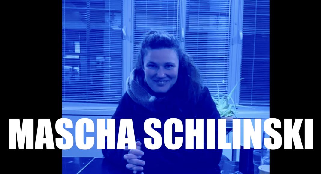 Mascha Schilinski, réalisatrice des « Echos du passé », dans la ChaosTV