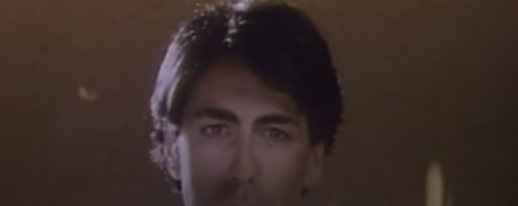 Culte des années 80 : Alain Chamfort – « Chasseur d’ivoire »