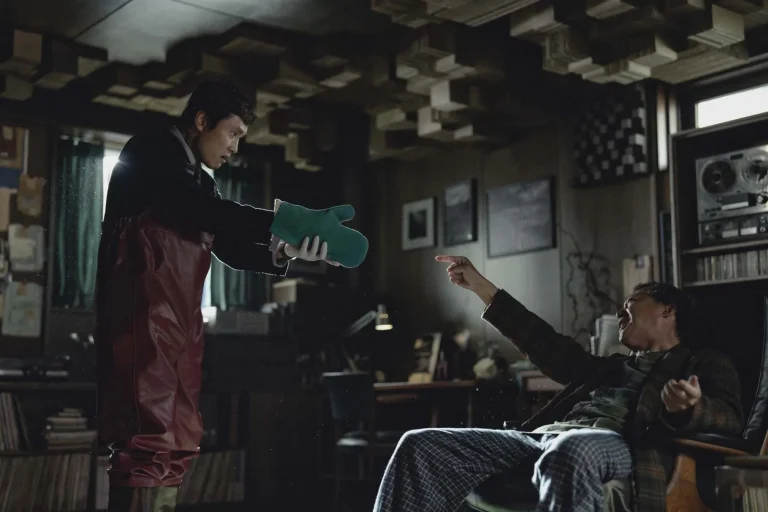 « Aucun autre choix » de Park Chan-wook : farce cruelle, drôle et tragique, rehaussée par ses comédiens