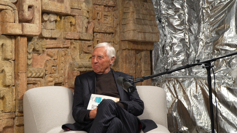 [INTERVIEW PETER GREENAWAY] « Meurtre dans un jardin anglais », The Baby of Mâcon »… Le cinéaste revient sur ses films au festival « On vous ment ! »