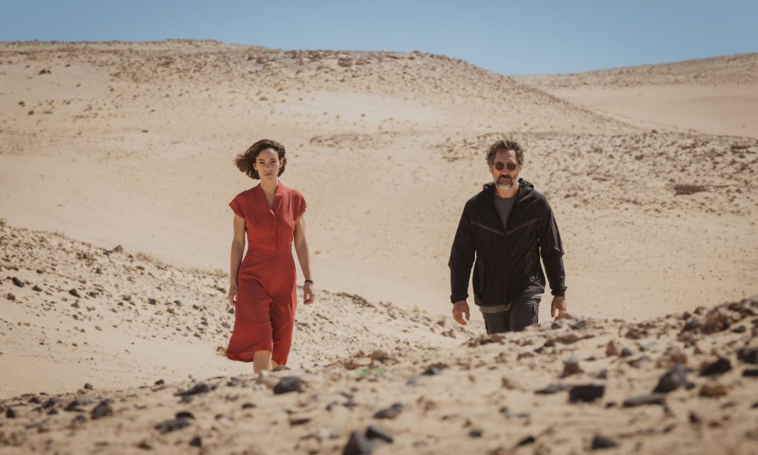 « L’Être aimé » de Rodrigo Sorogoyen : le face-à-face d’un père et de sa fille dans le monde du cinéma