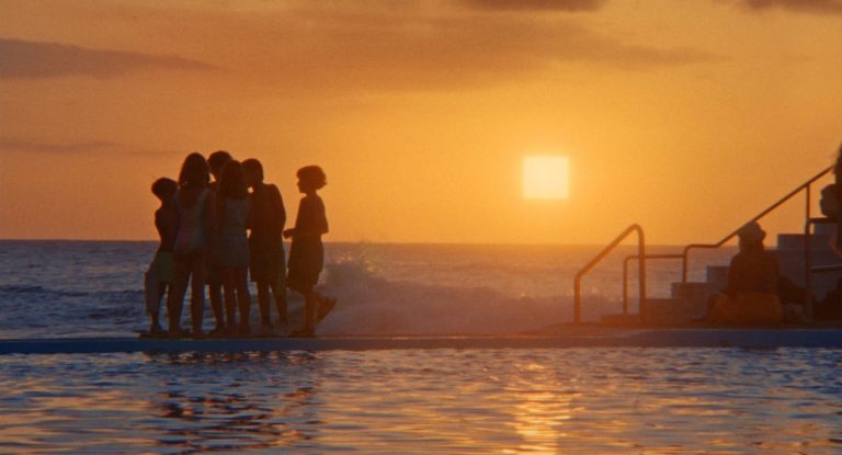 « Everytime » de Sandra Wollner à Cannes 2026 : un énigmatique film de deuil, de soleil et de drogues dans la section Un Certain Regard