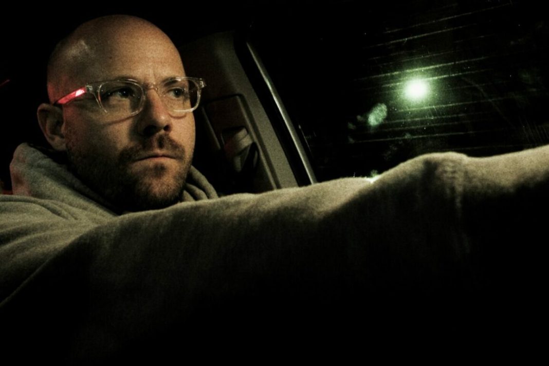 « Self driver » de Michael Pierro sur Shadowz : l’aliénation algorithmique transformée en thriller existentiel nocturne
