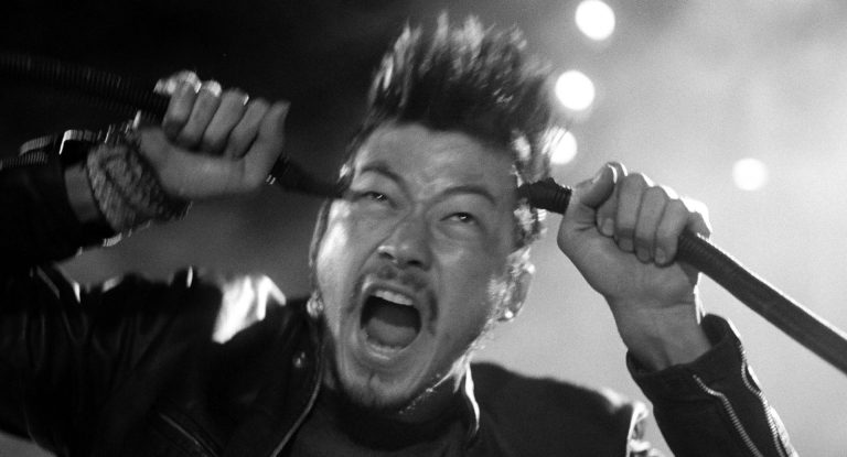 [ELECTRIC DRAGON 80000V] Sogo Ishii, 2001