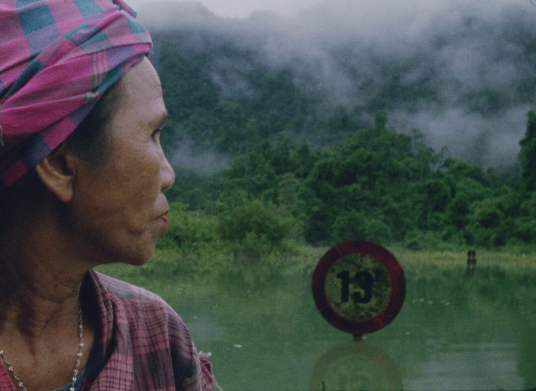 « Hair, Paper, Water » de Nicolas Graux et Minh Quý Trương : l’émerveillement comme geste militant