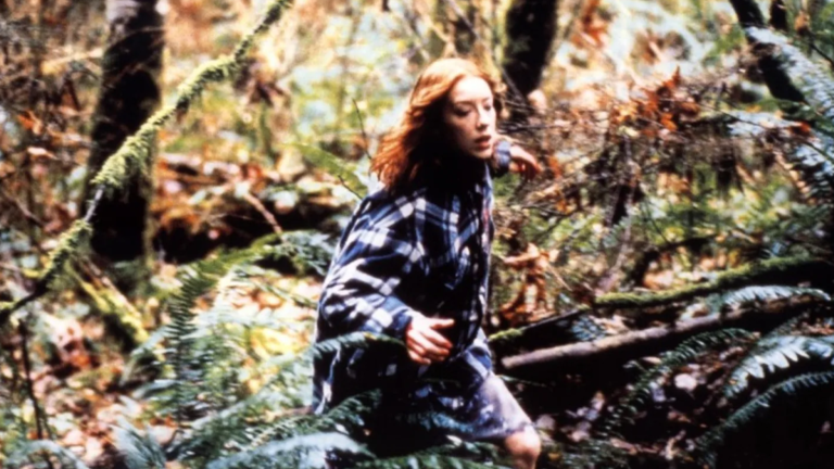 [SUSPICIOUS RIVER] Lynne Stopkewich, 2000
